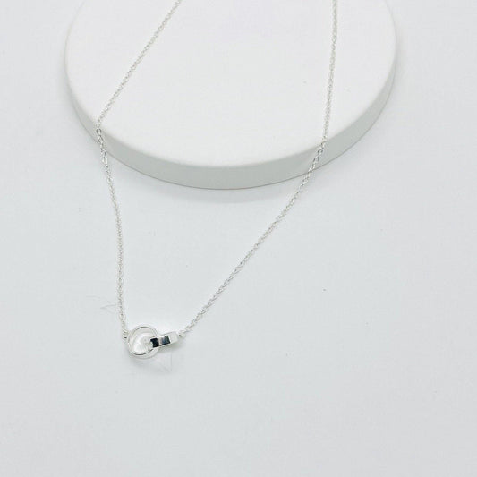 Eterna Interlocking Circle Necklace