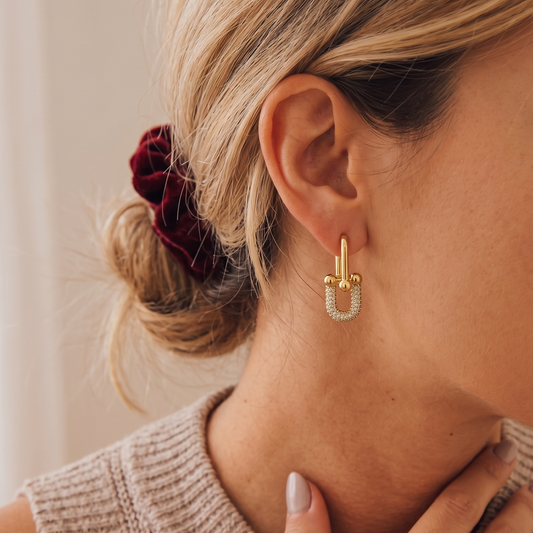 Noir Link Drop Earring