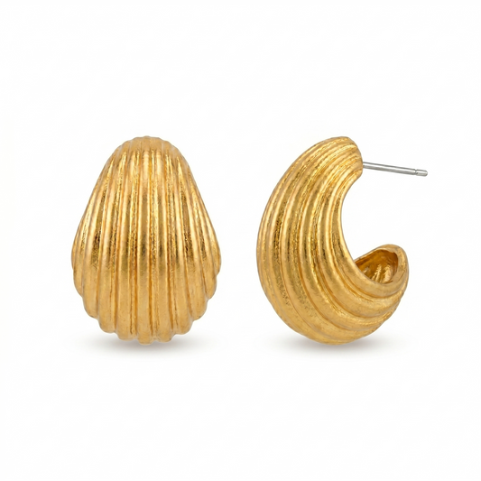 Noir Ribbed Dome Studs