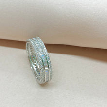 Load image into Gallery viewer, Triple Eternity Ring