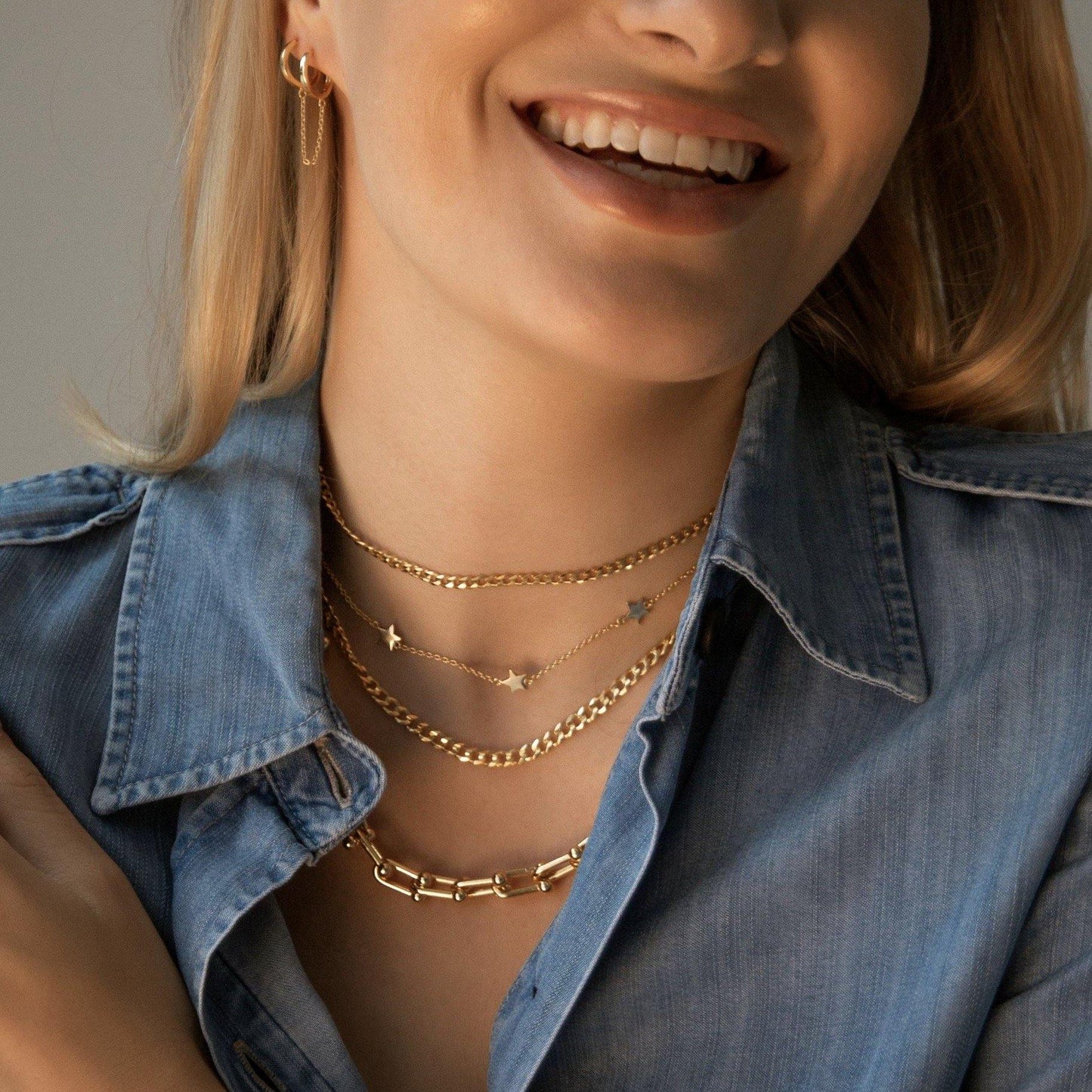 Astra Six Star Choker