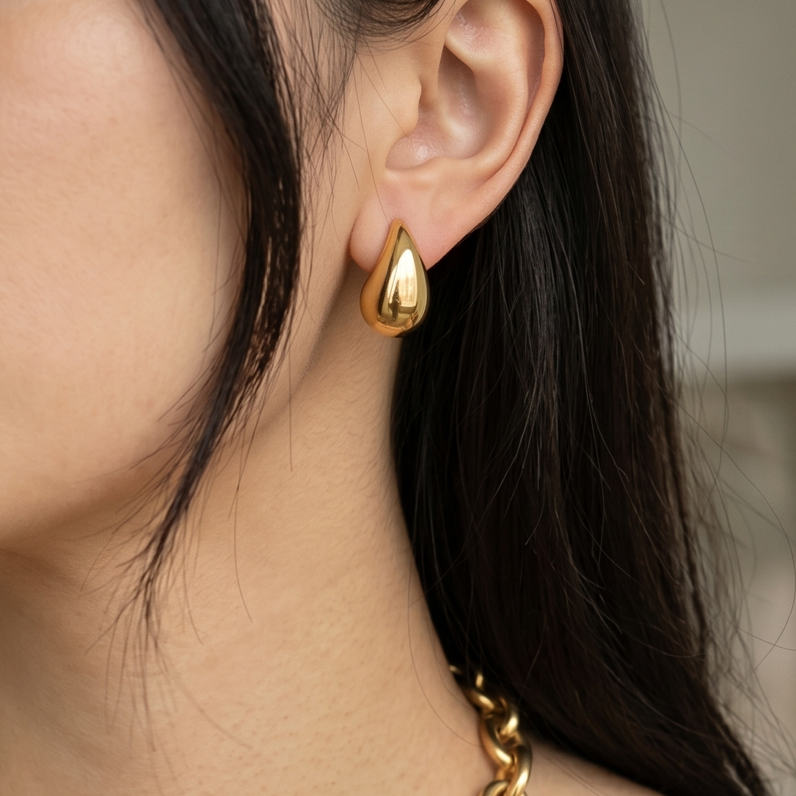 Lumi Small Teardrop Earrings