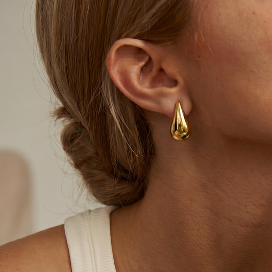 Lumi Teardrop Earrings