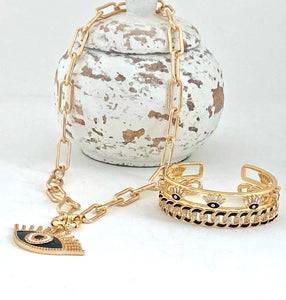 The Spike Eye Necklace