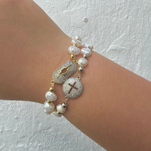 Load image into Gallery viewer, The Mel Pearl  Bracelet