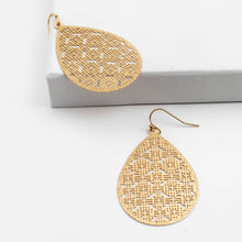 Load image into Gallery viewer, The Grid Earrings - ShopHannaLee