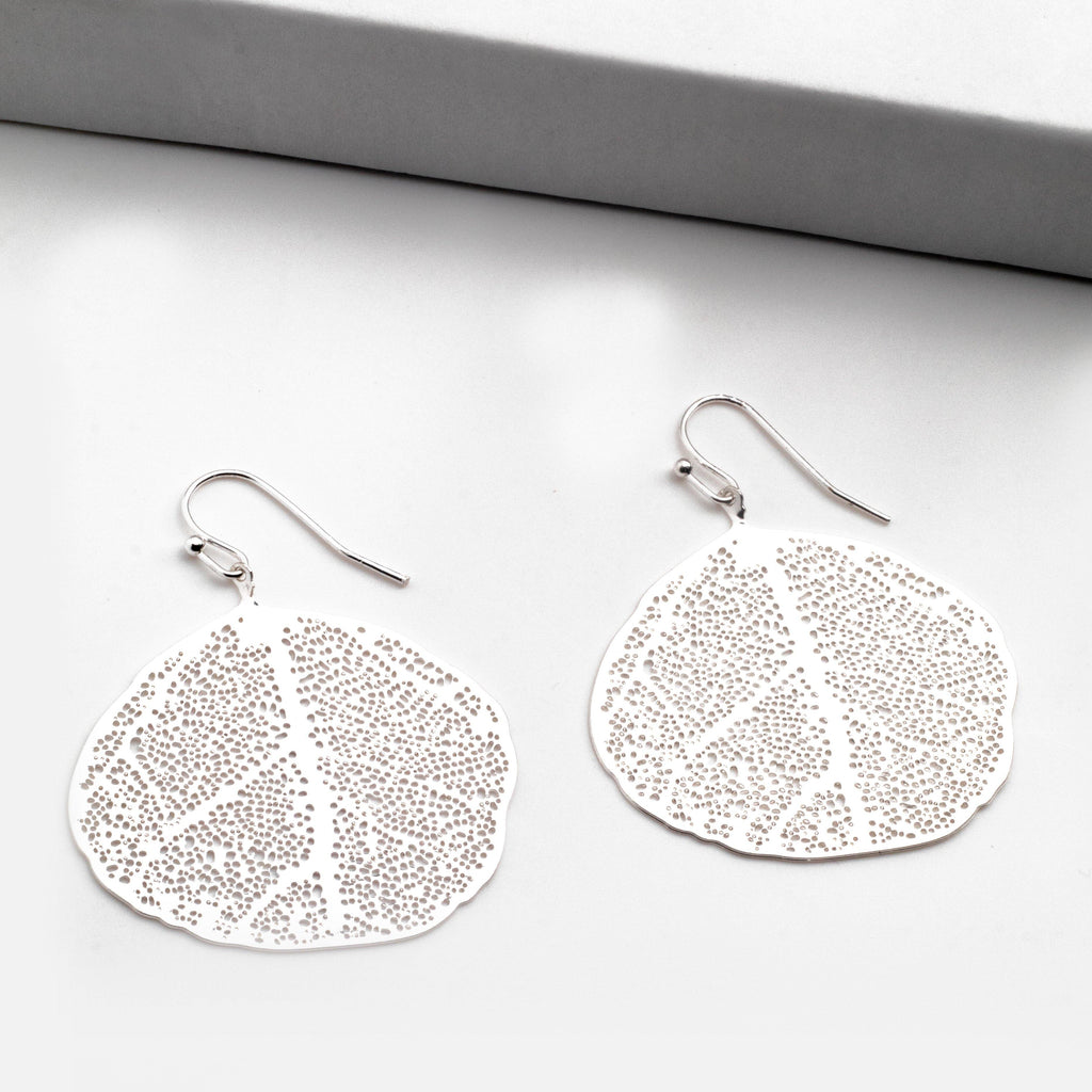 The Round Leaf Earrings - ShopHannaLee